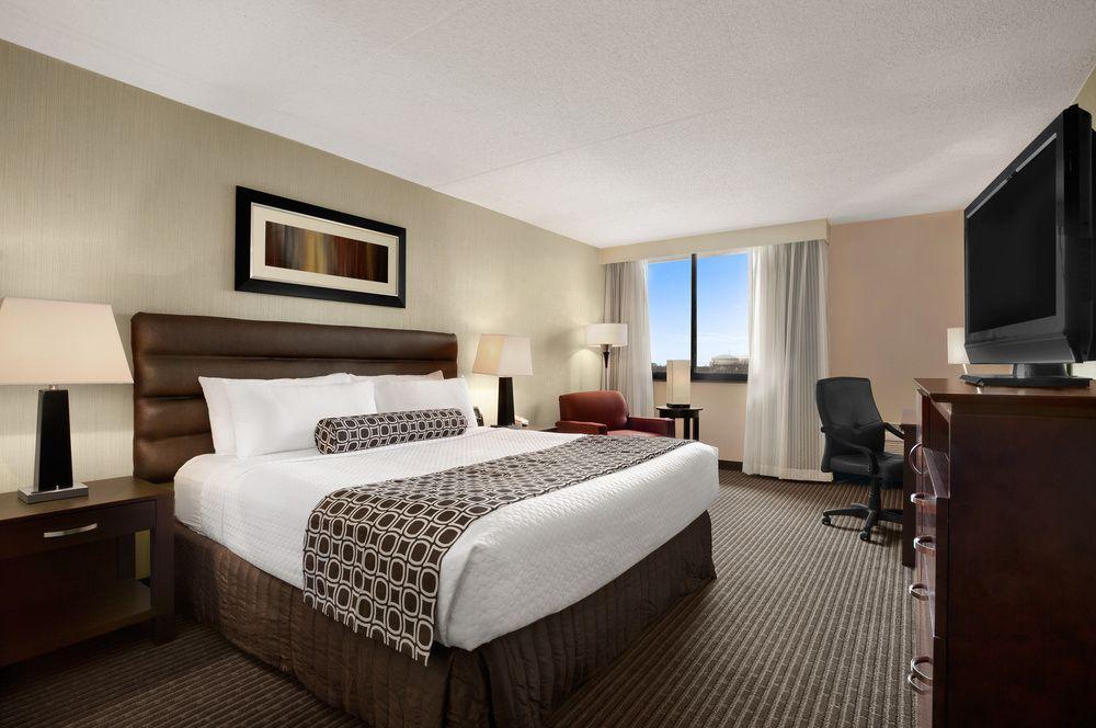 Hotel Crowne Plaza Columbus North - Worthington By Ihg Zewnętrze zdjęcie
