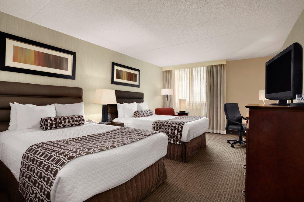 Hotel Crowne Plaza Columbus North - Worthington By Ihg Zewnętrze zdjęcie