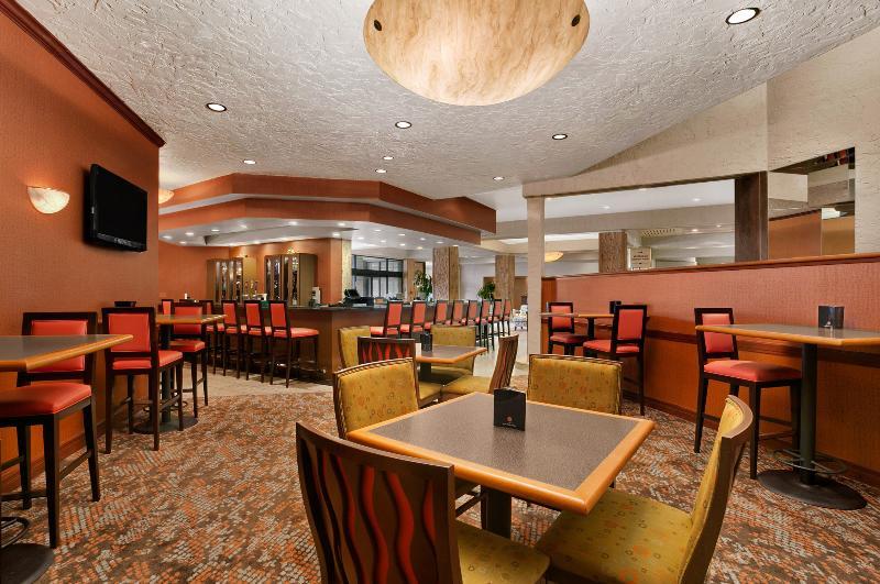Hotel Crowne Plaza Columbus North - Worthington By Ihg Zewnętrze zdjęcie